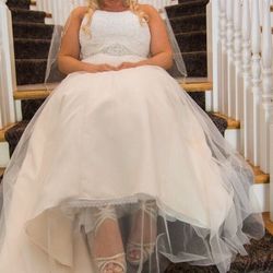 Champagne Ivory wedding dress worn for an 2 hours bought from David's Bridal