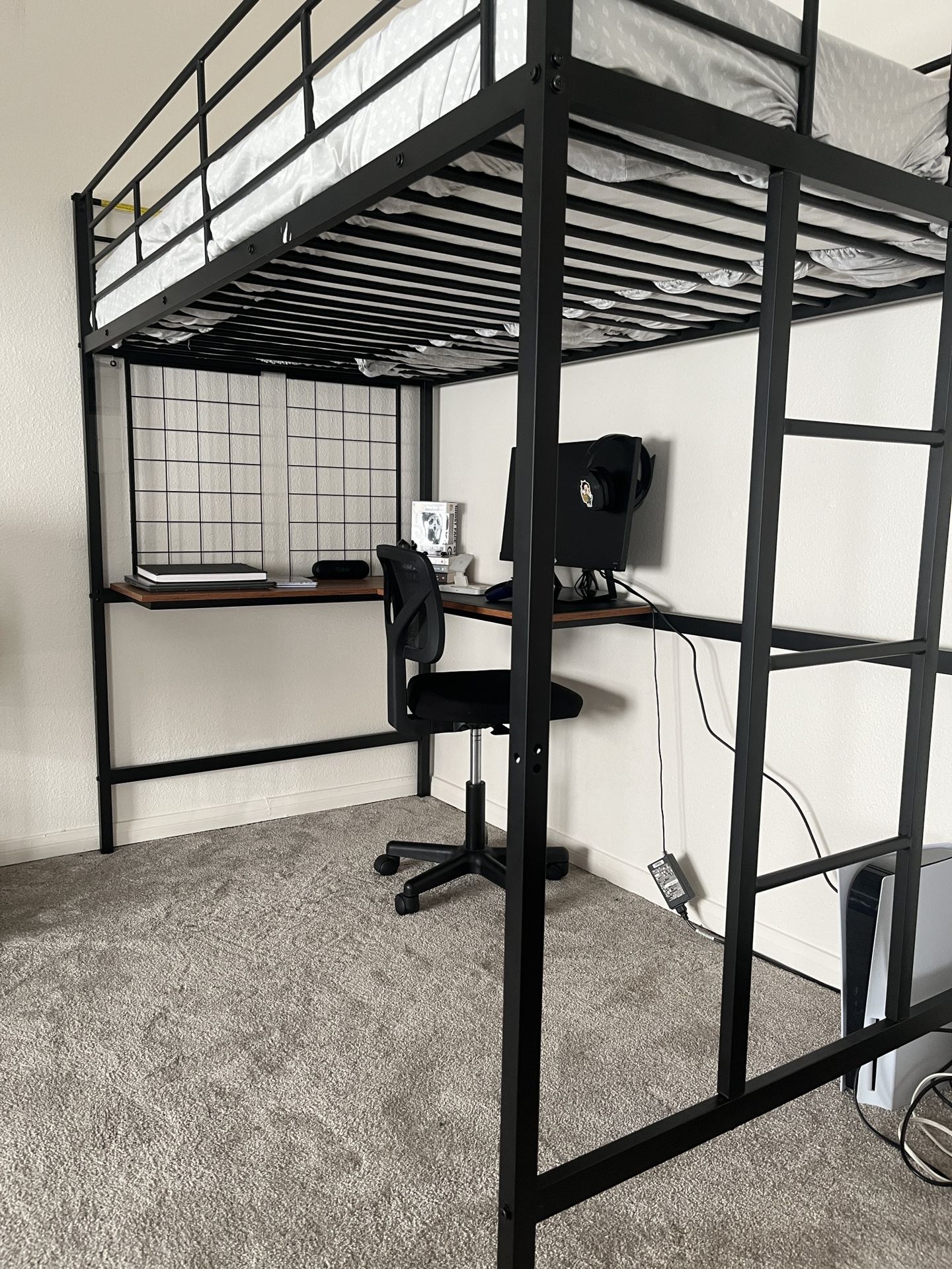 Twin loft bed With Wood Neal