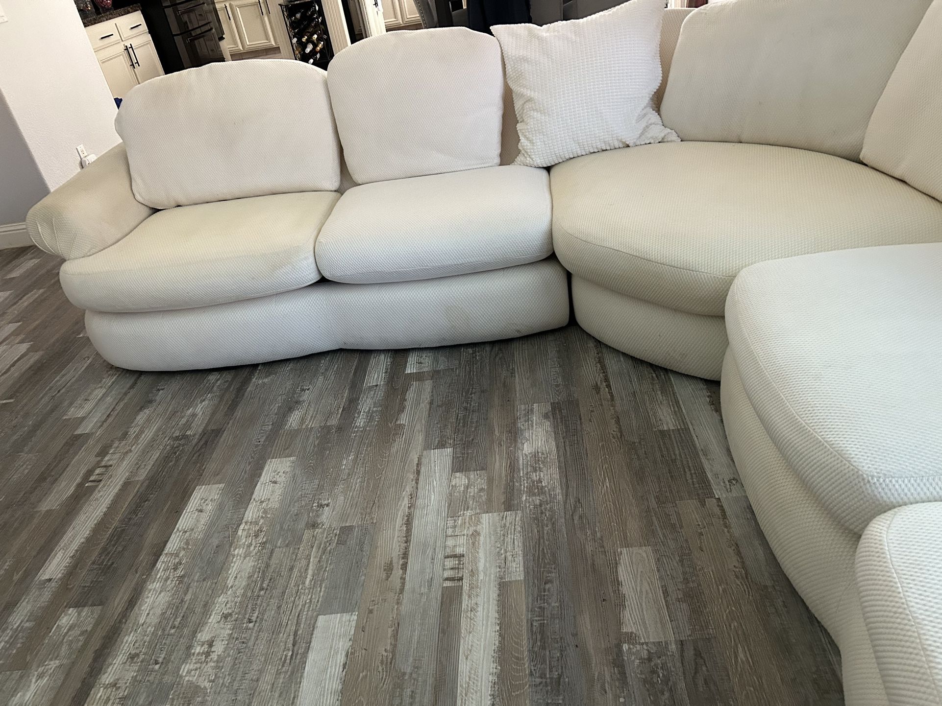 Couches sectional