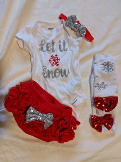 Baby girl holiday outfit 3-6 M