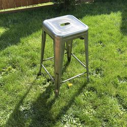 Barstool chair like new