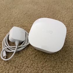 Amazon eero mesh WiFi router 5GHz /2.4GHz dual band