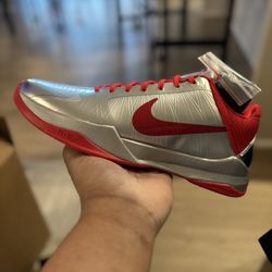 Kobe 5 Protro Caitlin Clark PE Size 11 Men