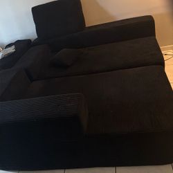 Movie Theater Style Couch 4pc With Pillows 