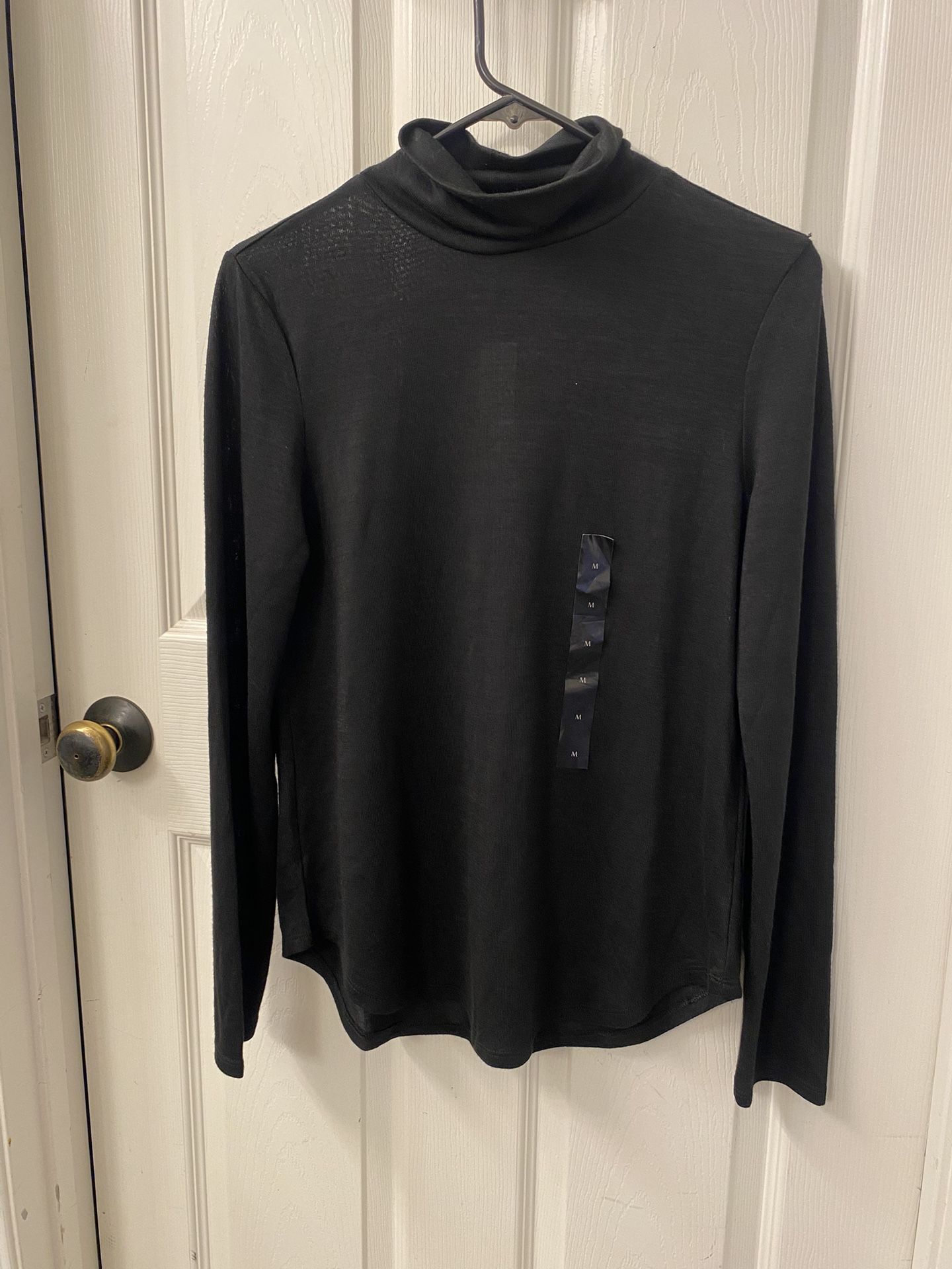 Banana Republic Top Long Sleeves Size Medium