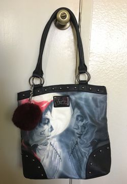 Sullen Purse