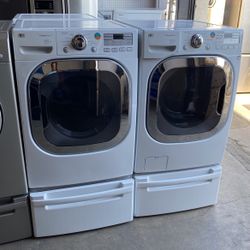 Lg Washer And Electric Dryer