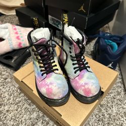 Dr. Martens