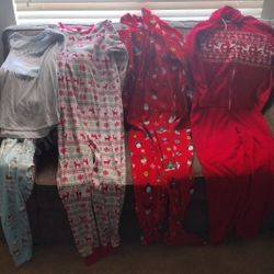 PJ lot!!! size s/will fit m as well
