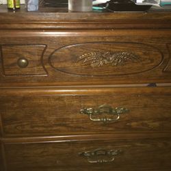 Dresser 15$