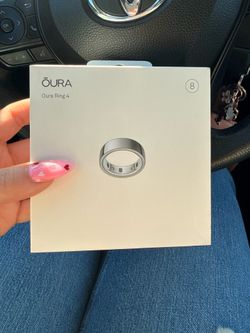 Oura ring 4 SIZE 8