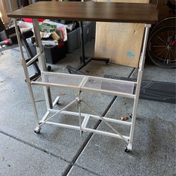 Collapsible Standing Desk