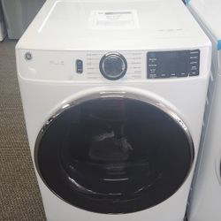 7.8 cu.ft. Smart Front Load Electric Dryer in White with Steam and Sanitize