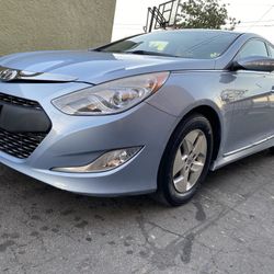 2012 Hyundai Sonata Hybrid