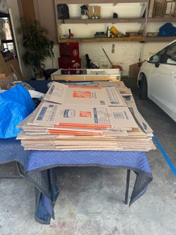 $10 - Moving boxes - assorted