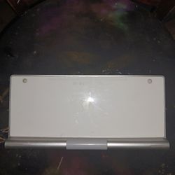 Apple Bluetooth Keyboard 