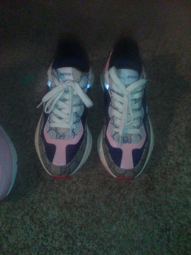 Gucci Shoes Womens