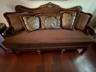 Living Room Full Size Couch