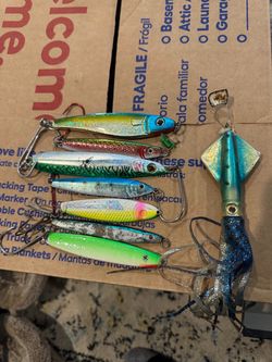 Fishing Lure Lot 8 Metal Jigs Flying Fish Squid Tuna Jigging Trolling