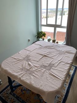 Vintage Tablecloth And Cloth Napkins