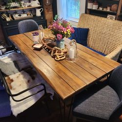 Dining Table W 2 Side Chairs And Benches