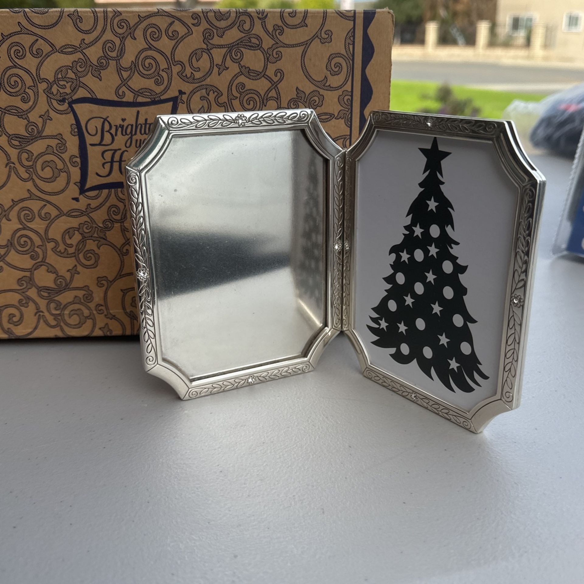 Brighton Picture Frame