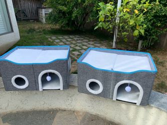 (2) BRAND NEW XL CAT HOUSES