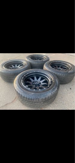 20x10 Raceline 6 lug Chevy Gm Rims (open box) & 305/50R20 tires Like New!