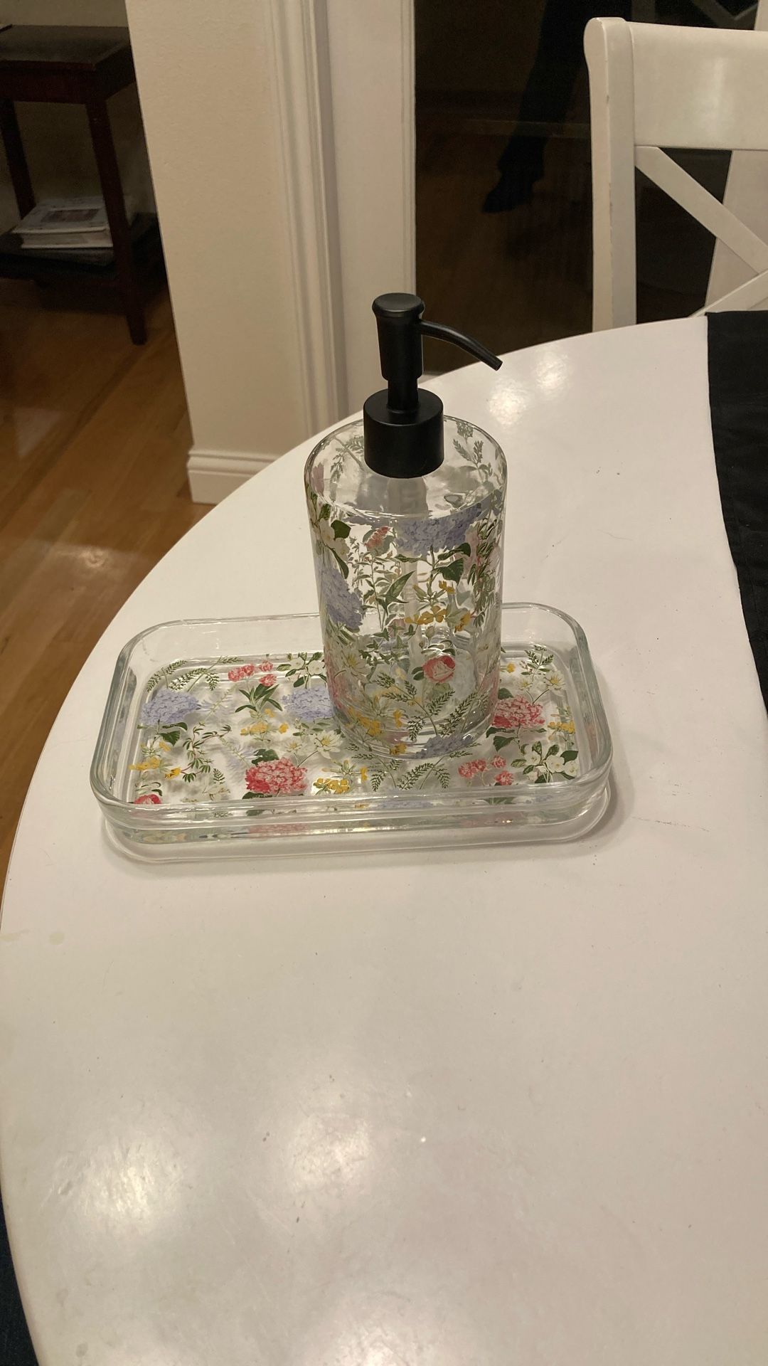 Bathroom Tray And Soap dispenser