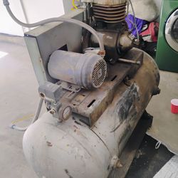 Air Compressor 