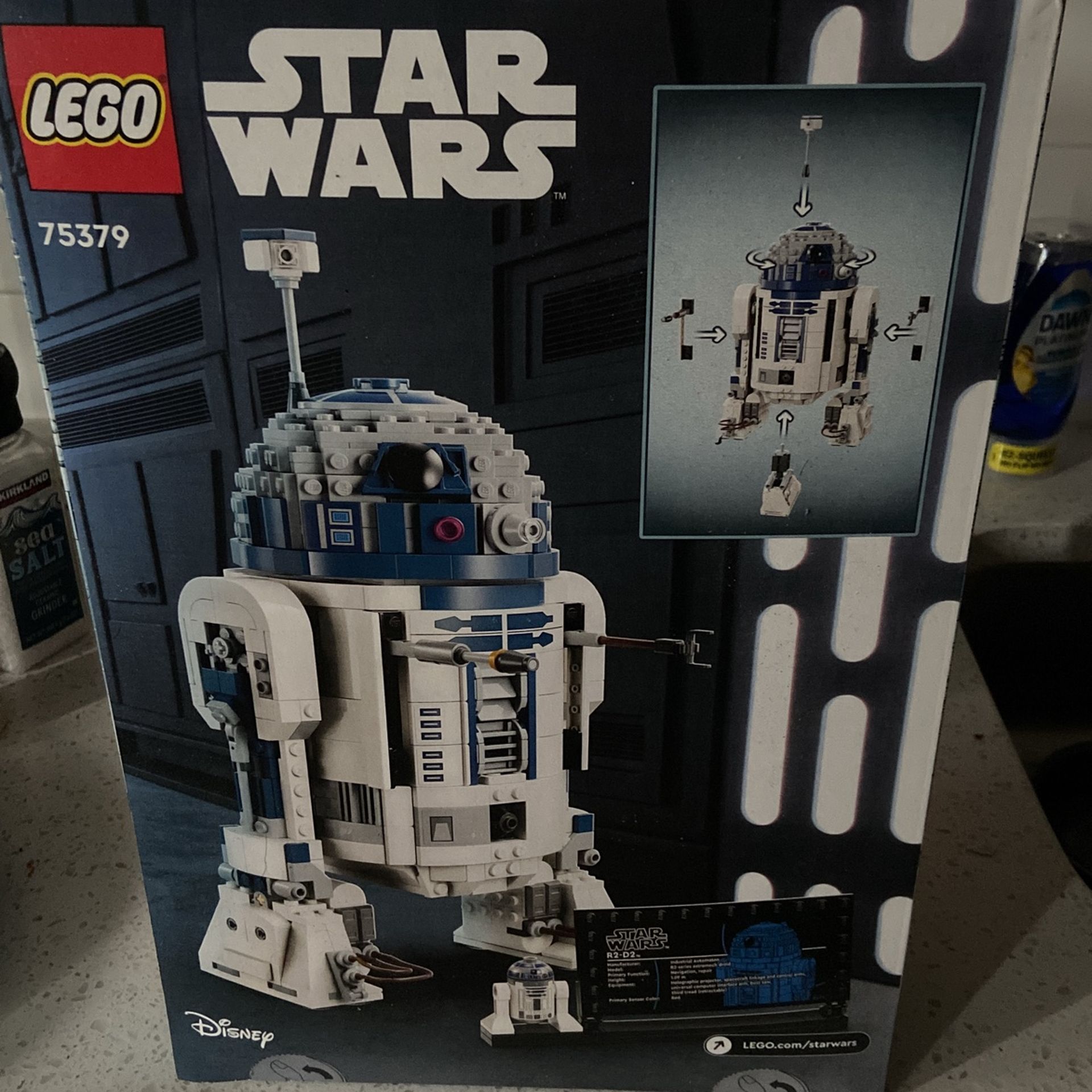 Lego R2D2