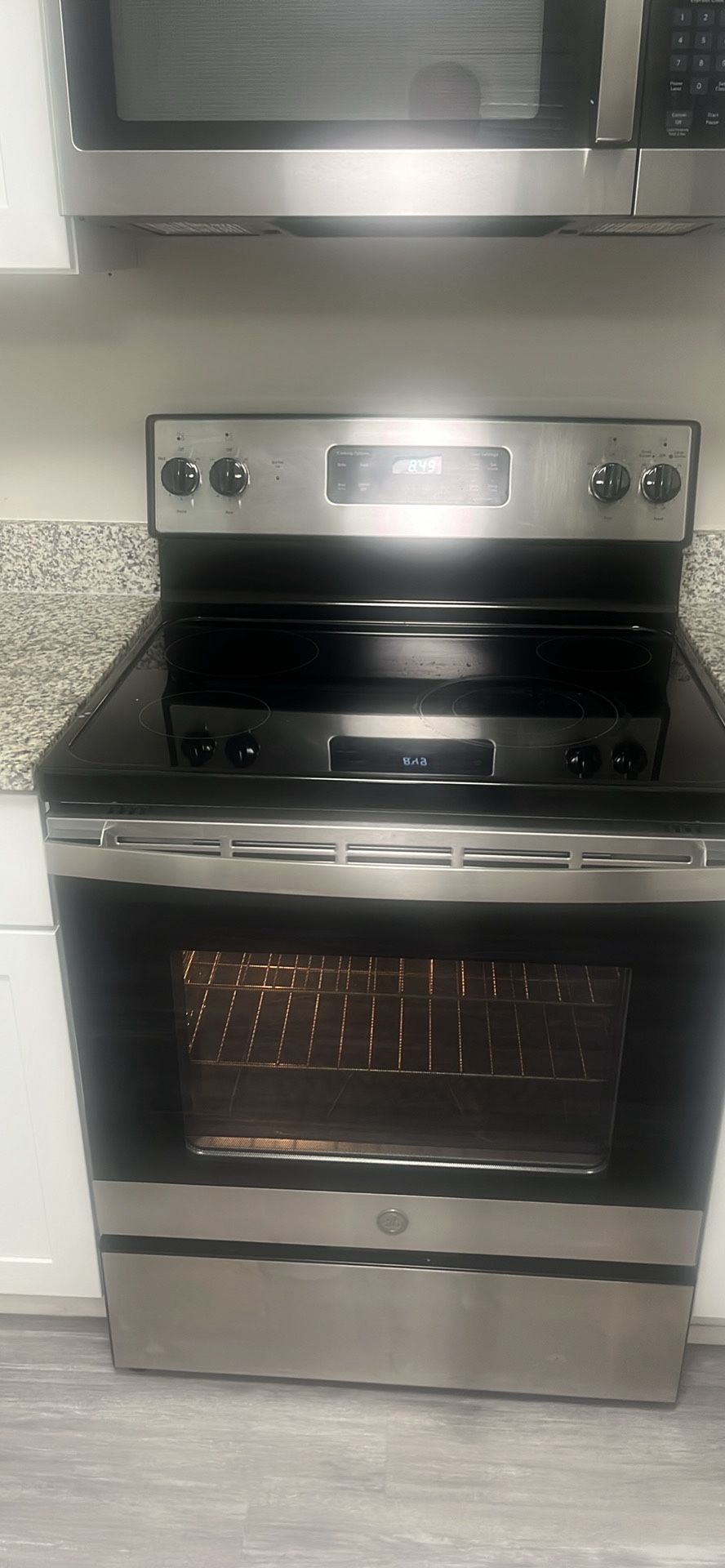 30” freestanding electric range GE flat top