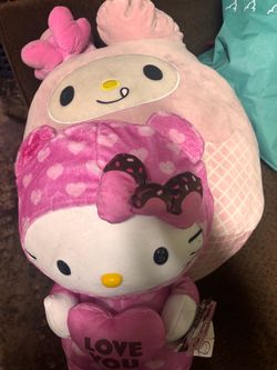 Hello kitty plushies bundle