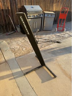 Piano Stand