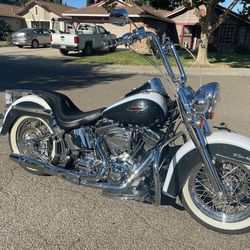 2002 Harley Davidson Softail Deluxe