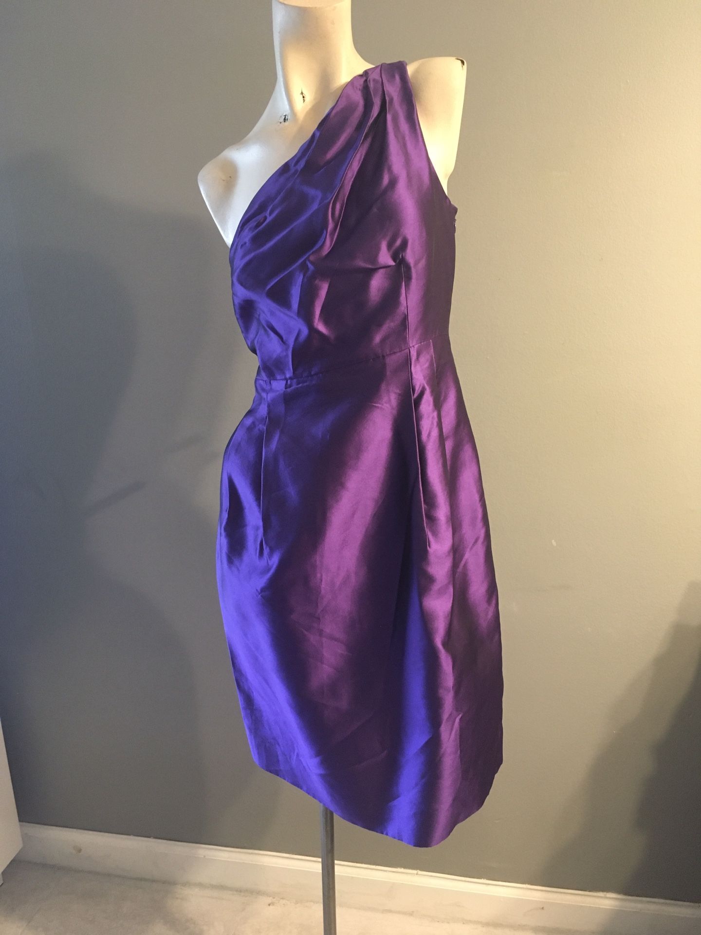 -Handmade Design Raw Silk Solid Color Purple One Sleeve Formal Dress Size 12 