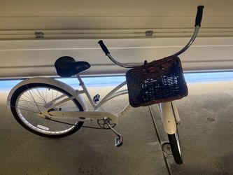 Two Electra cruiser 1 bikes