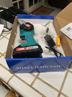 Mini Chainsaw