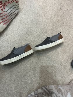 Oshkosh Boys Shoes Sz 11