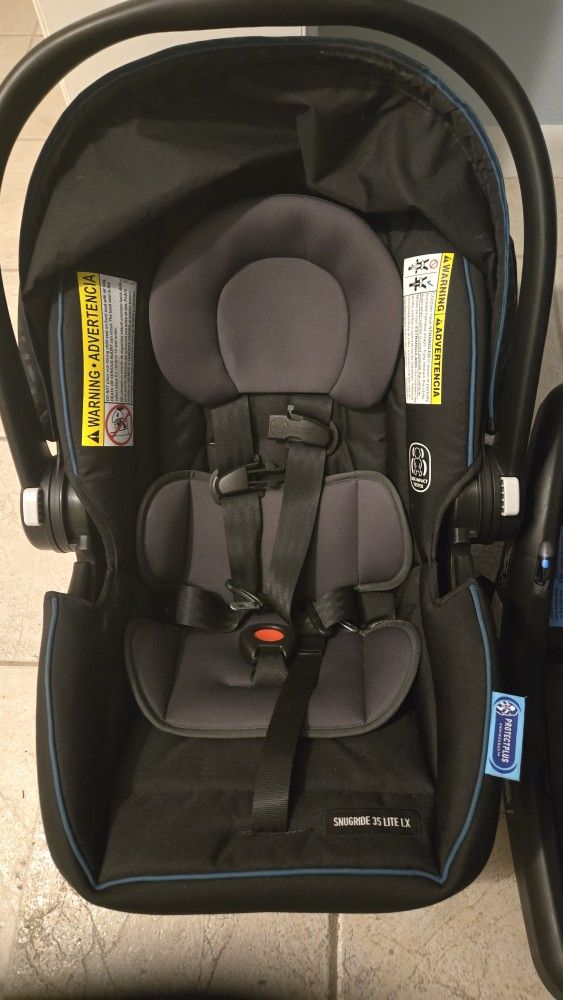 Graco Stroller And Snugride LITE carseat Combo