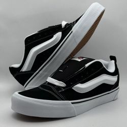 VANS Knu Skool VN0009QC6BT1 Black / True White US 7N