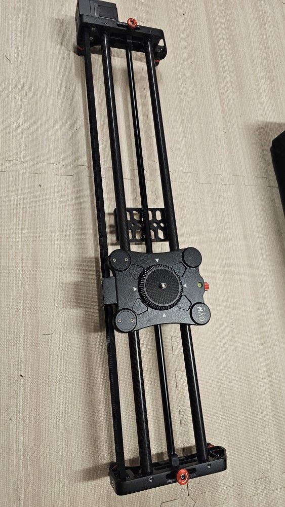 GVM Motorized Camera Slider w/ Remote & Carry Case – Carbon Fiber