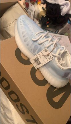 YEEZY 350 MONO ICE