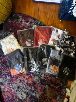 EE Shorts all medium