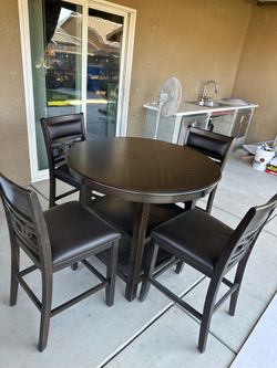 Brand New 5-Piece Counter Height Dining Set