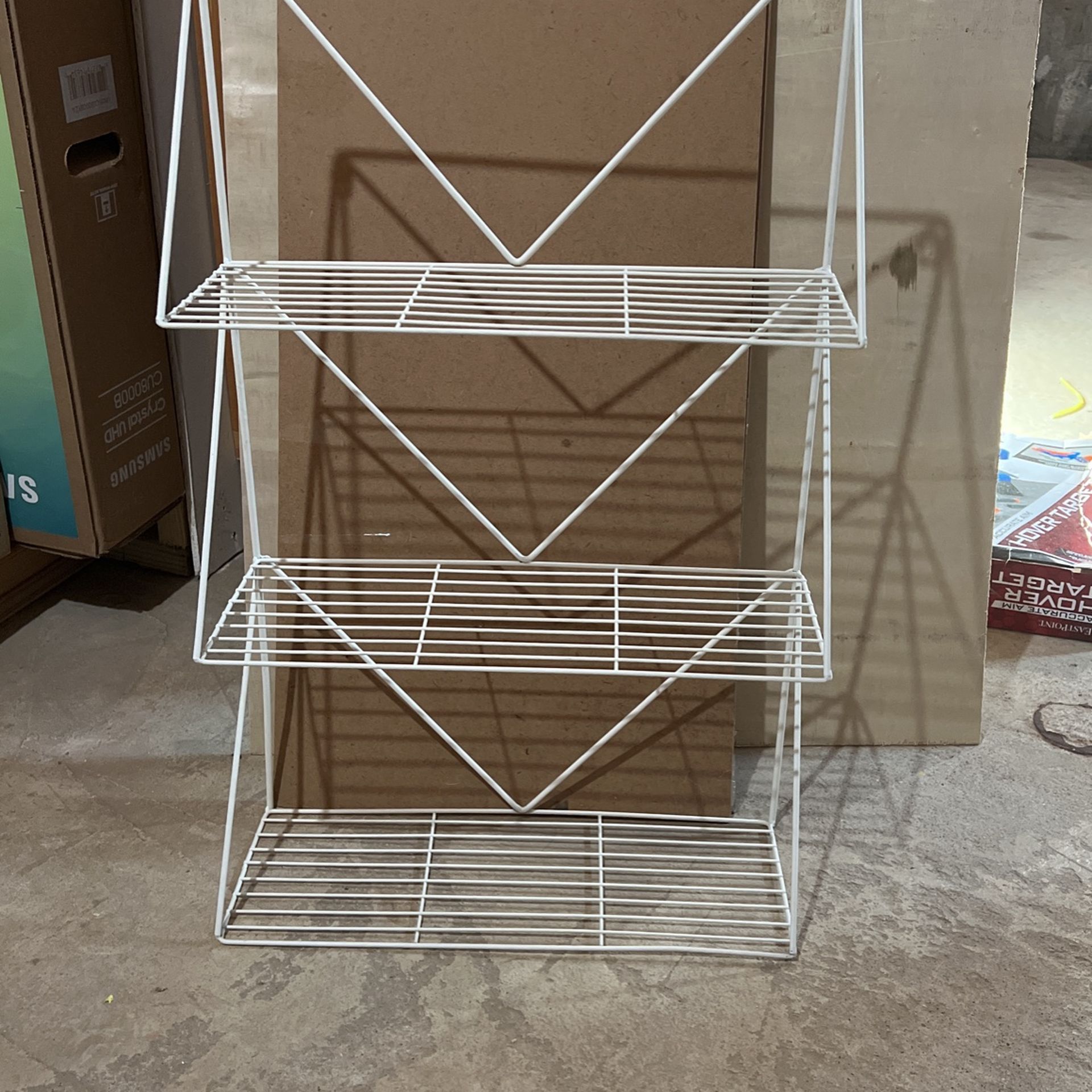 White Bathroom Shelve