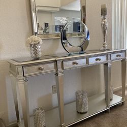 Z Gallerie Decorative Piece 