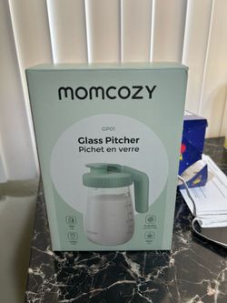 Momcozy glass pitcher