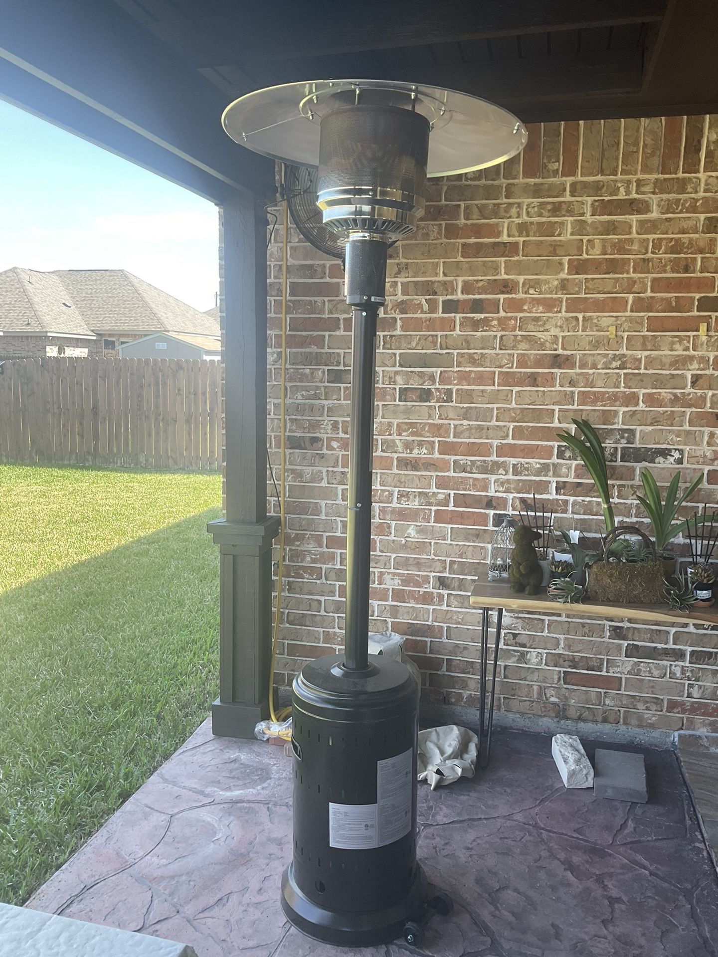 47,000 BTU Brown Steel Floor standing Propane Patio Heater