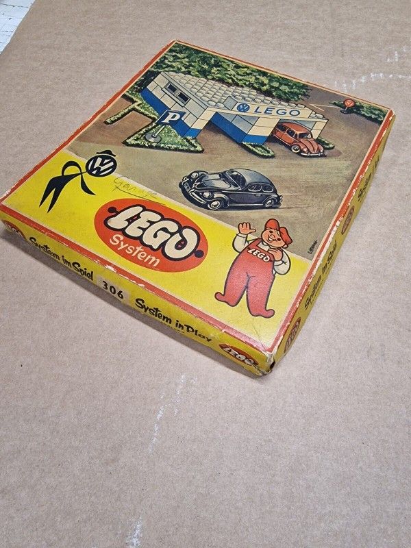 lego system vintage Volkswagen bug beetle service dealer set 306